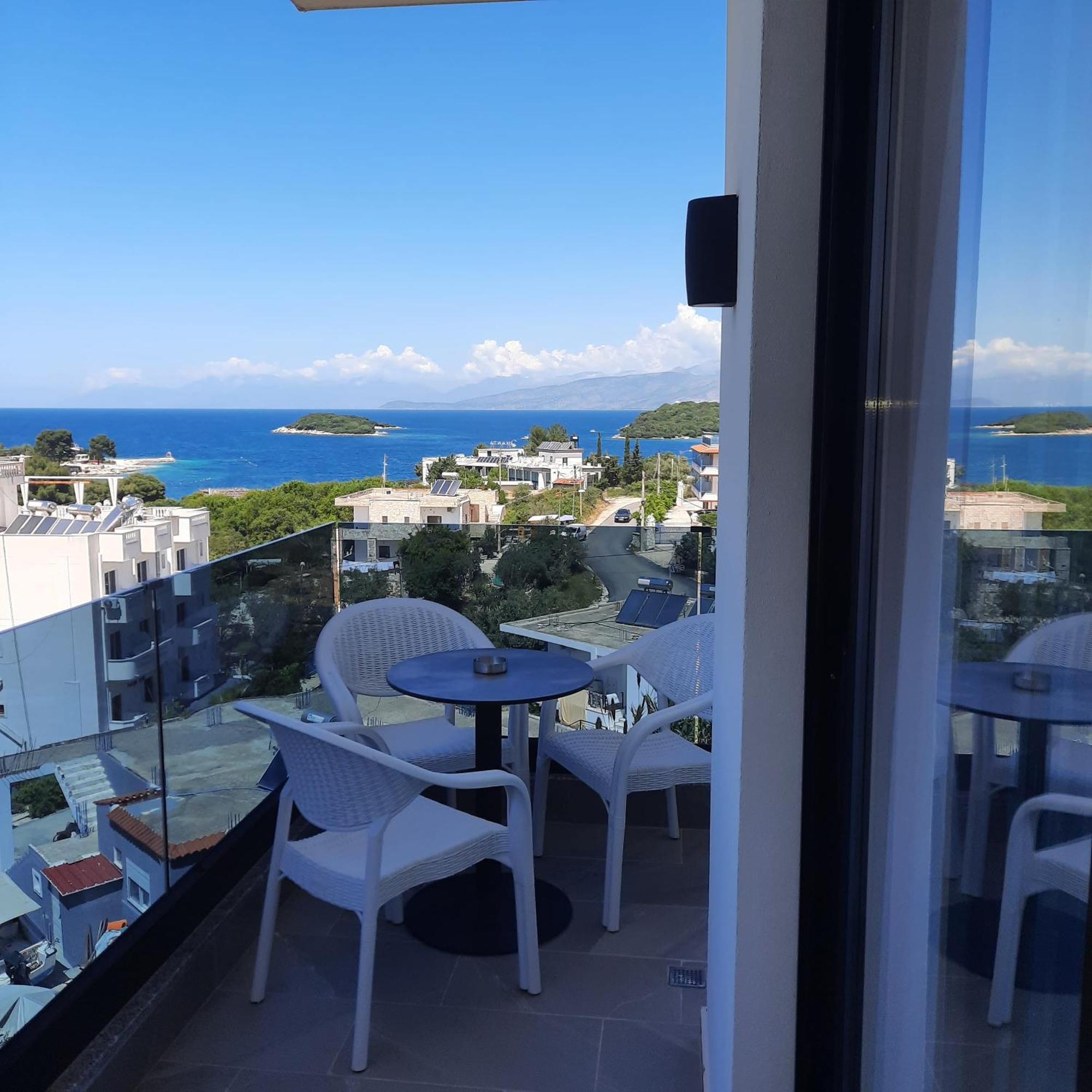 Hotel Renato Ksamil Exteriör bild